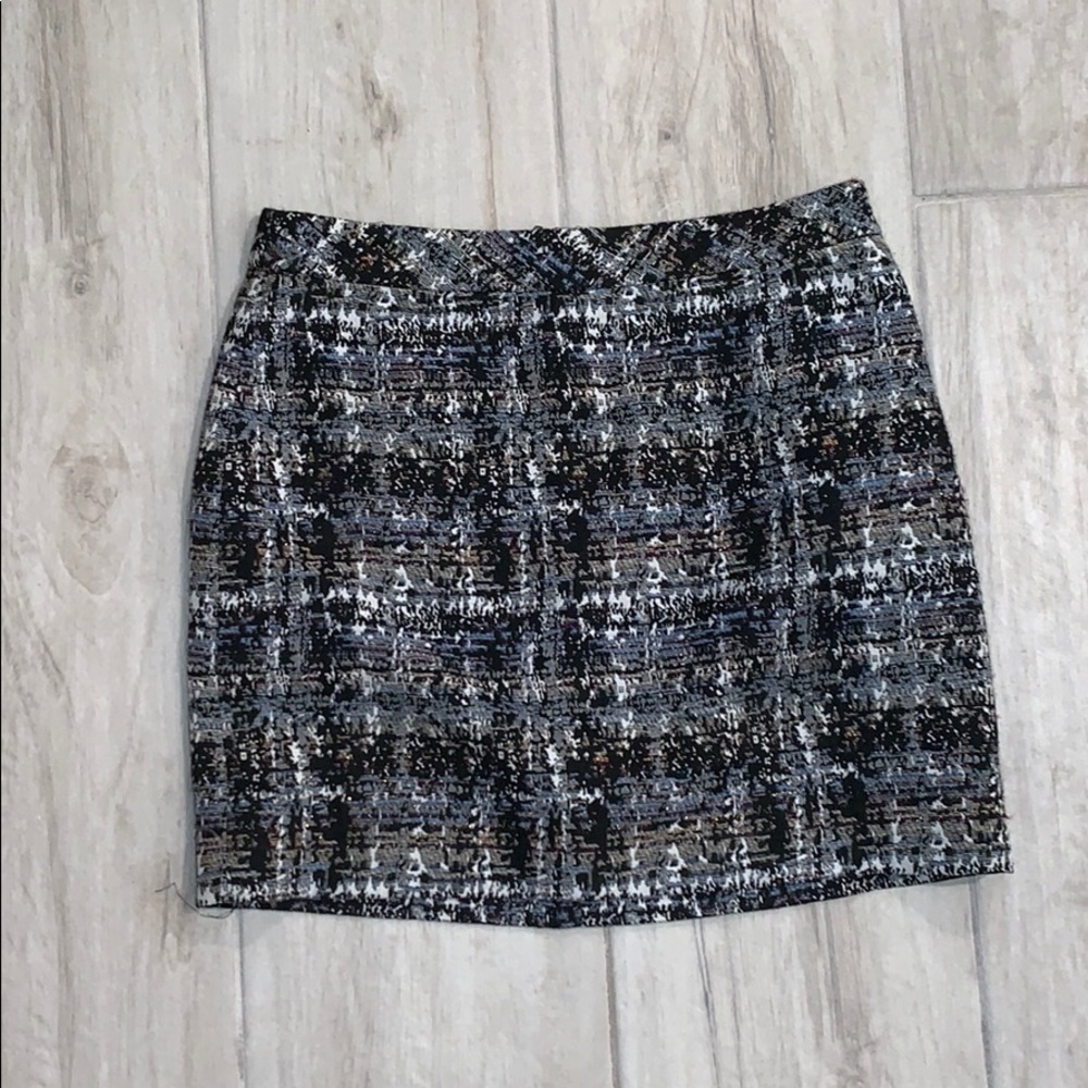 Tweed skirt